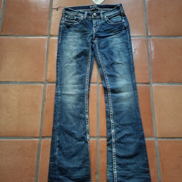 Silver Jean's Aiko Bootcut - Picture 10 of 10